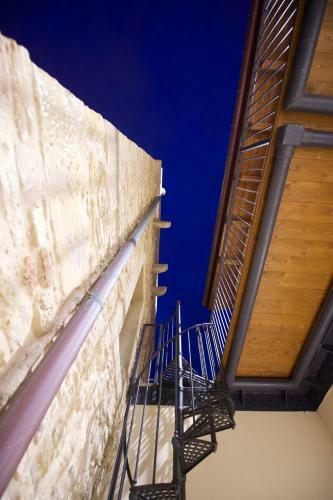 Bed & Breakfast Torre Della Loggia - Dimora Storica - Ortona