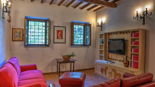 Villa Corbara 8+1