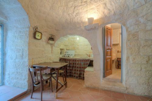 Villa P06 - Il Trullo Del Falegname By Typney