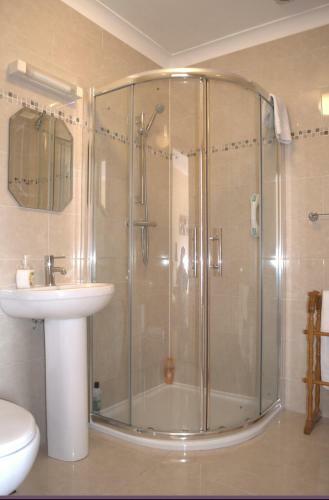Old Orchard Lodge B&B