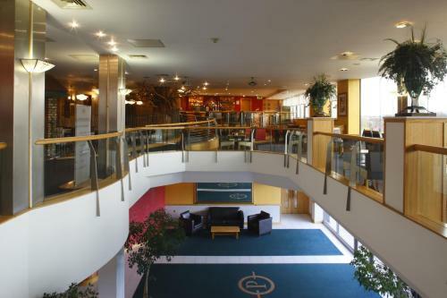 Plaza Hotel Tallaght