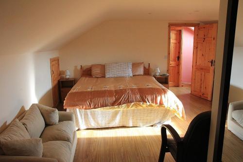 Hostal Douglasha House