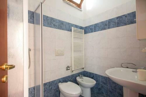 Altido Red Terraced Apartment