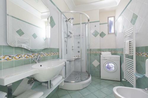 Positano Villa Sleeps 4 Pool Air Con Wifi