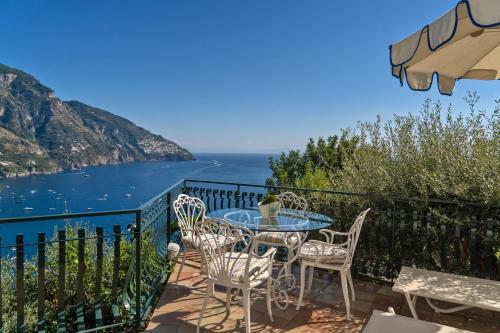 Positano Villa Sleeps 4 With Pool Air Con And Wifi