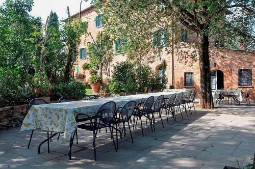 Pozzo Della Chiana Villa Sleeps 24 Pool Air Con