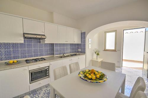 Praiano Villa Sleeps 10 Pool Air Con Wifi