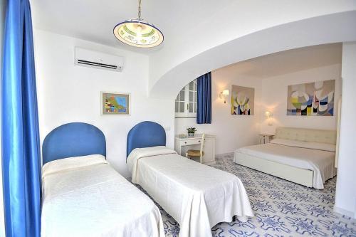 Praiano Villa Sleeps 10 Pool Air Con Wifi