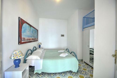 Praiano Apartment Sleeps 5 Air Con Wifi