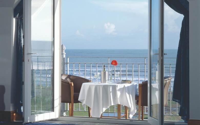 Garryvoe Hotel