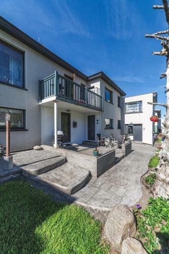 S�lheimar Studio Apartment