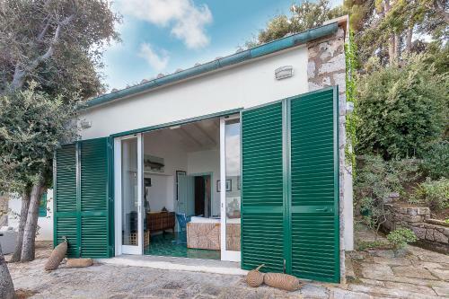 Villa Lo Scoglio A Picco Sul Mare