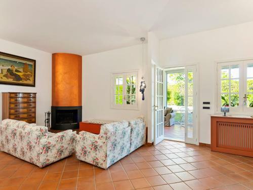 Modern Holiday Home In Ragusa With Private Swimming Pool