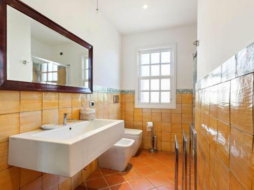 Modern Holiday Home In Ragusa With Private Swimming Pool