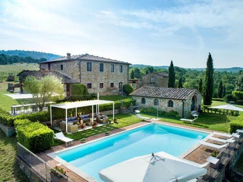 Rapale Villa Sleeps 18 Pool Wifi
