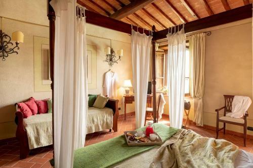 Rapale Villa Sleeps 18 Pool Wifi