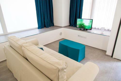 Rivabella Suite Apartments