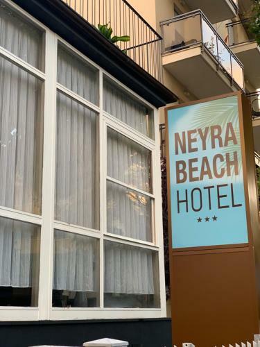 Hotel Neyra Beach