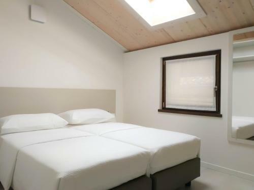 Hostal La Corte Room & Relax