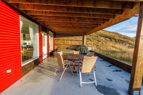 The Hall Holiday Home