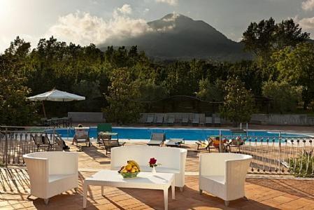 San Cipriano Picentino Villa Sleeps 6 Pool Air Con