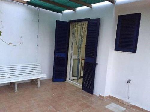 Charming Home On The Beach With Spacious Terraces & Garden; Pets Allowed;