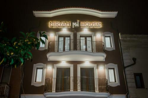 Hostal Miryam House