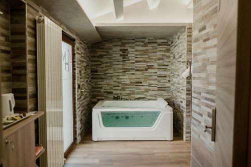 Hostal Miryam House