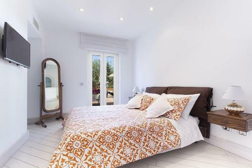 Sant'agata Sui Due Golfi Villa Sleeps 11 Pool Wifi