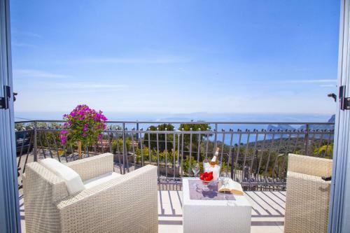 Amore Rentals - Villa Ligea