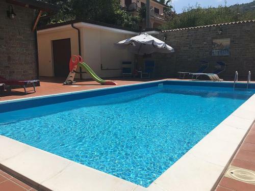 Santa Maria Villa Sleeps 8 Pool Air Con Wifi