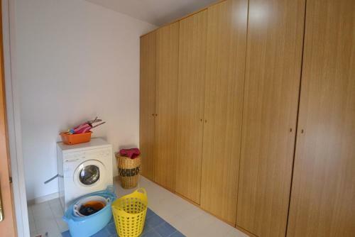 Santa Maria Villa Sleeps 8 Pool Air Con Wifi
