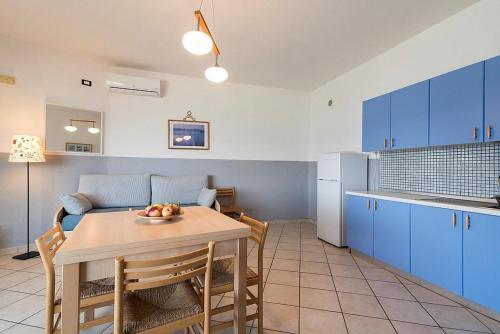 Santa Maria Villa Sleeps 6 Air Con Wifi