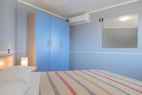 Santa Maria Villa Sleeps 6 Air Con Wifi