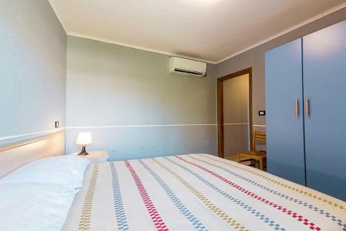 Santa Maria Villa Sleeps 6 Air Con Wifi