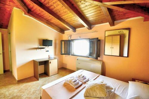 Alano Villa Sleeps 11 Air Con Wifi