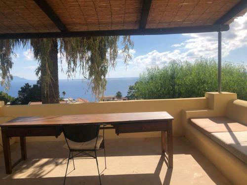 Villa Il Carrubo - Elegante, Con Piscina E Splendida Vista Sul Mare