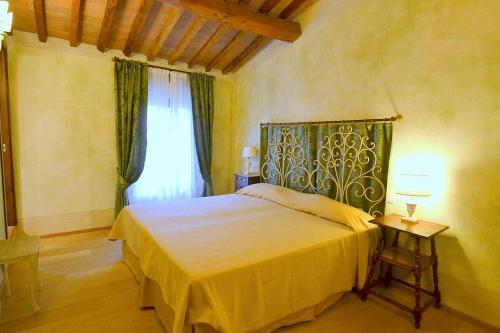 Ellerone Villa Sleeps 24 Pool Air Con Wifi