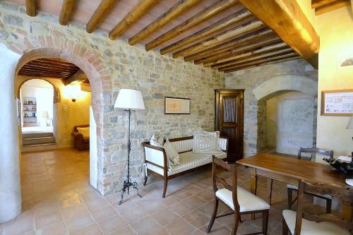 Ellerone Villa Sleeps 24 Pool Air Con Wifi