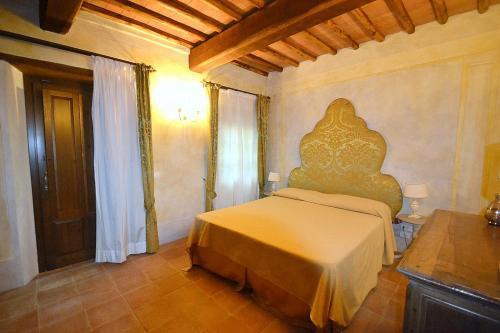 Ellerone Villa Sleeps 24 Pool Air Con Wifi