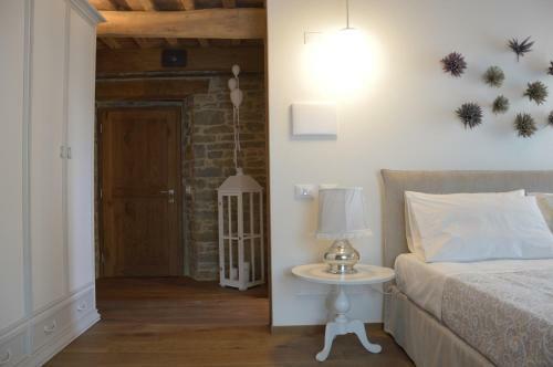 Hostal C� Ma�na
