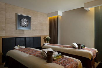 Hotel Golden Tulip Devins Seminyak