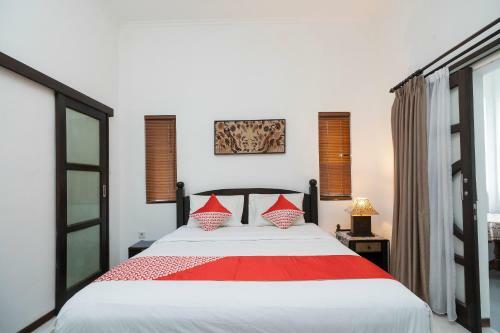 Hostal Vaccinated Staff - Oyo 2417 Panen House