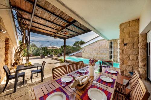 Villa In Stintino: Lisbeth