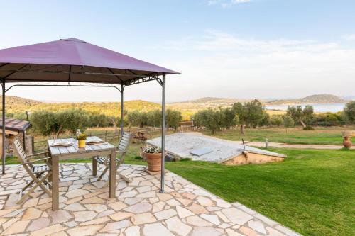 Sea View 4 Guests Apartment In Historic Villa