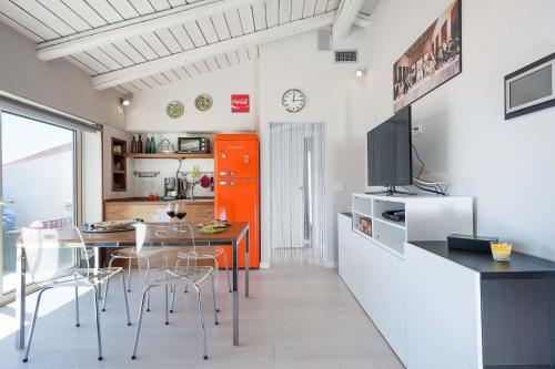 Taormina Apartment Sleeps 5 Air Con Wifi