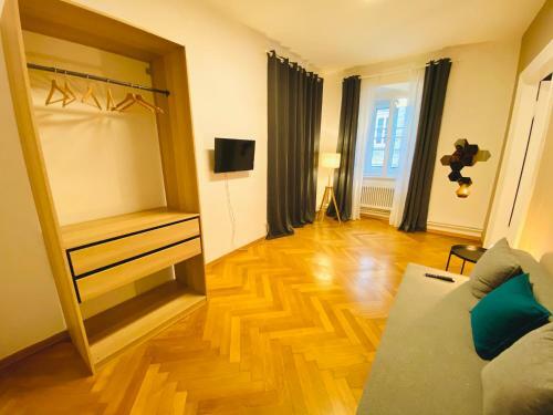 Hostal Crops City Stay