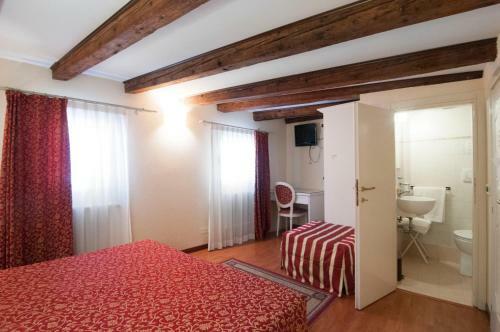 Hostal Venice Resorts Guest House