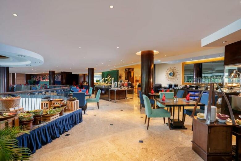 Hotel Ciputra Semarang