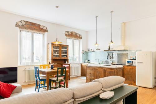 Veronetta Riverside Apartment